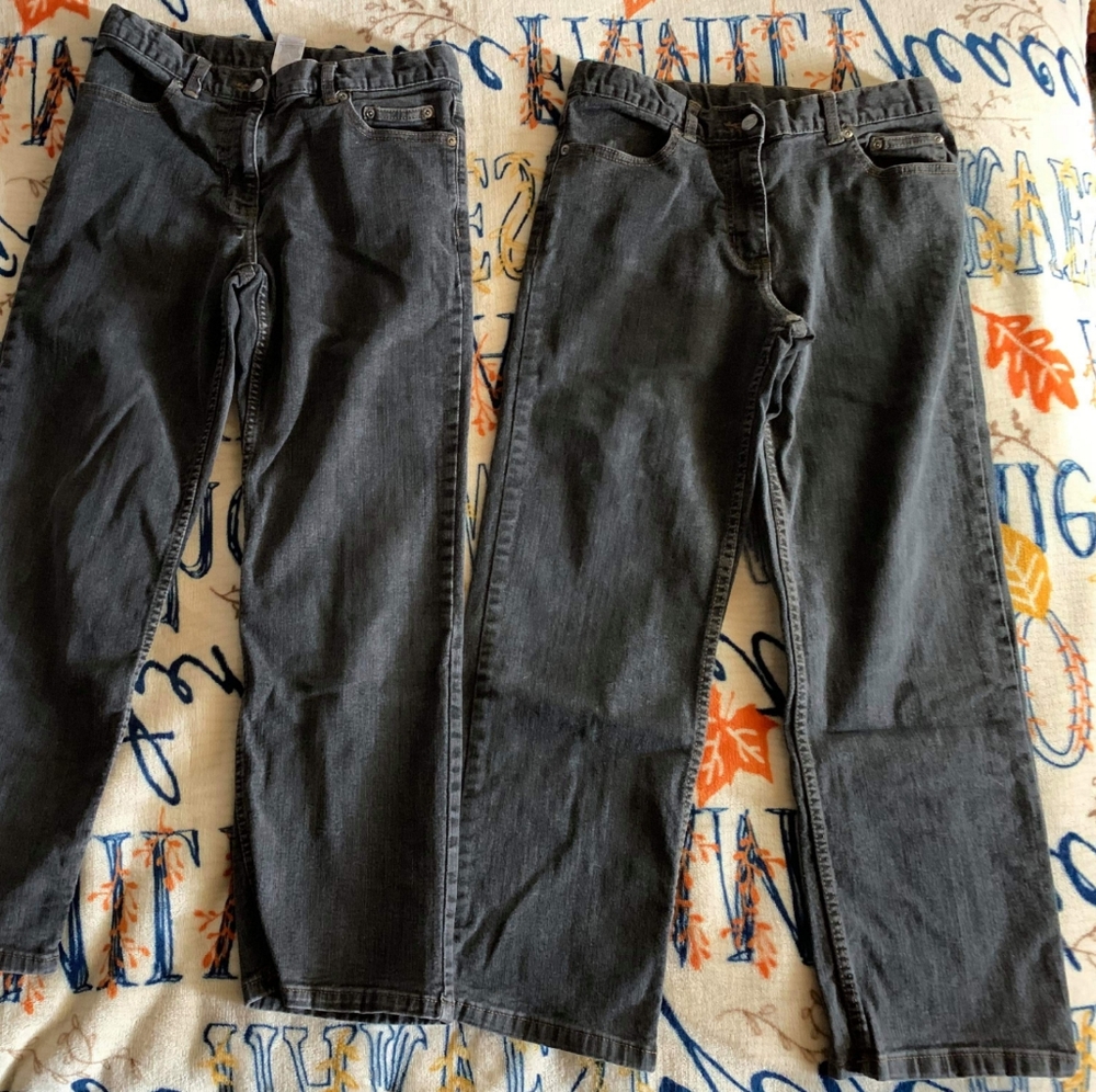 SOLD2 pair of boys husky jeans size 14